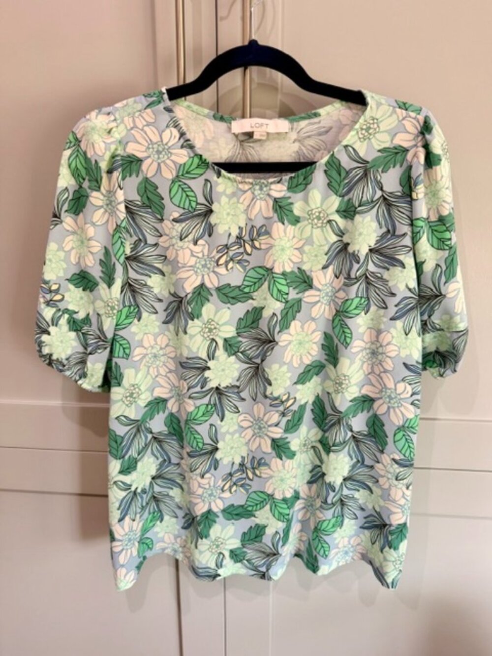 LOFT light blue floral short sleeve blouse
